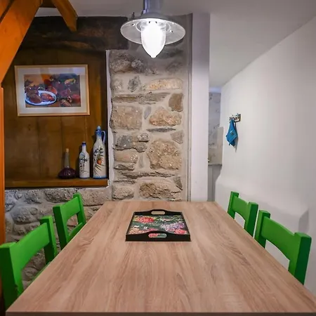 דירה Jolandas Castle House *
