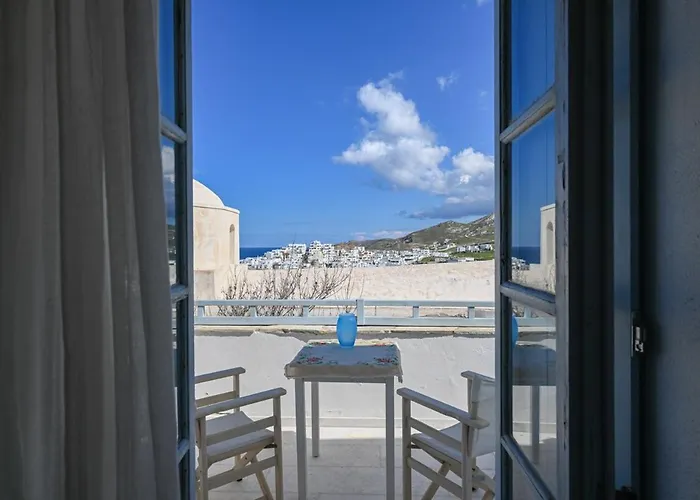 Jolandas Castle House * Naxos City